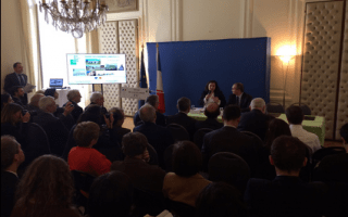 Le ministère du Logement remet les premiers labels E+C- Batiweb Le ministère du Logement remet les premiers labels E+C- Batiweb